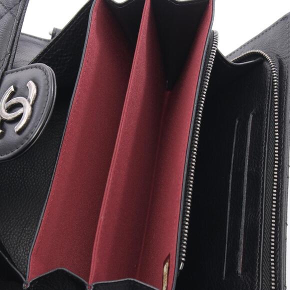 CHANEL Matelasse CC Mini Waiter Bag, Leather - Picture 5 of 8